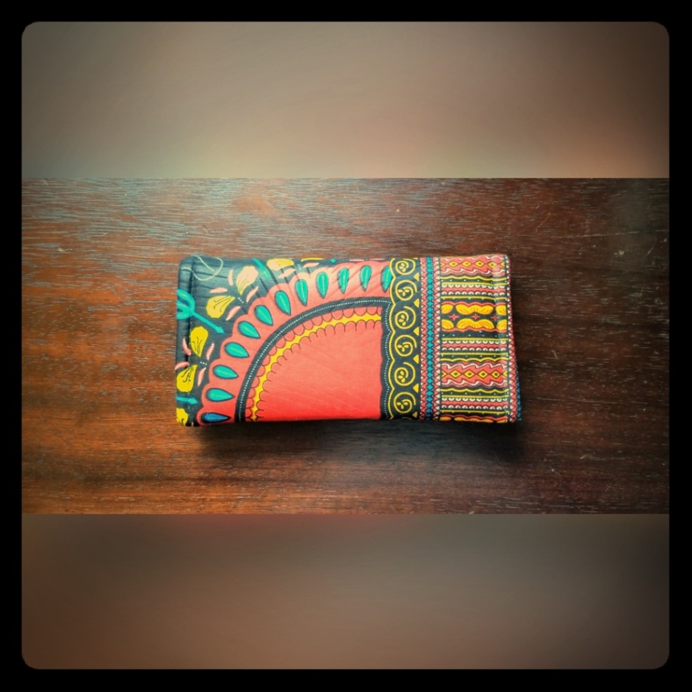 NWOT African Clutch
